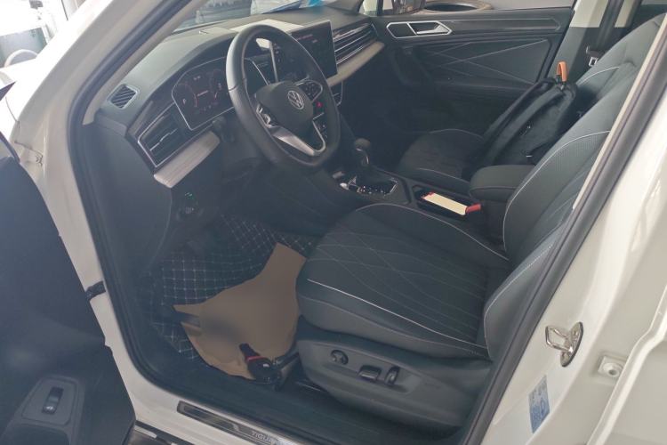 Used Volkswagen Tiguan L 2022 330TSI Automatic Two-Wheel Drive Smart Edition Left Front Seat