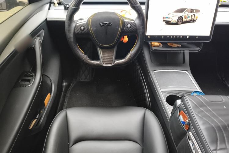 Used Tesla Model Y 2023 Rear-Wheel-Drive Version Steering Wheel