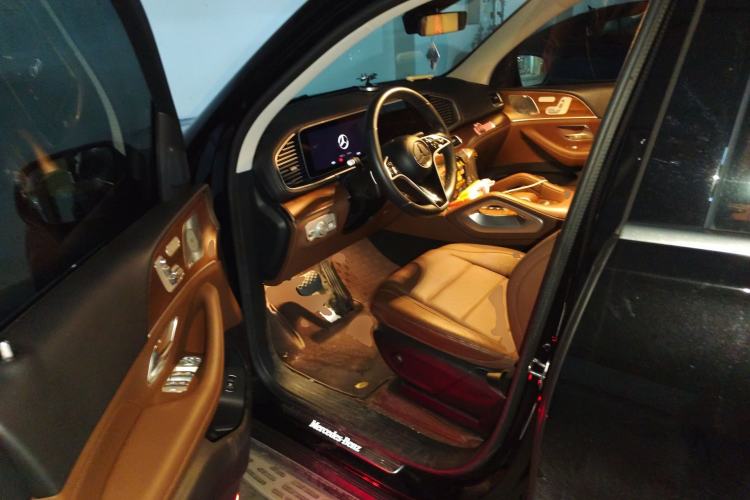 Used Mercedes-Benz GLE 2024 GLE 450 4MATIC Stylish Model Driver Seat