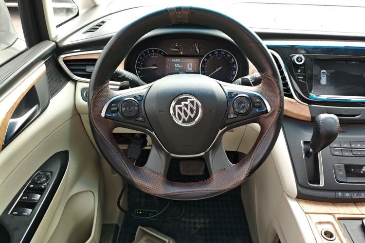 Used Buick GL8 2018 ES 28T Comfort Model China VI Standard Steering Wheel