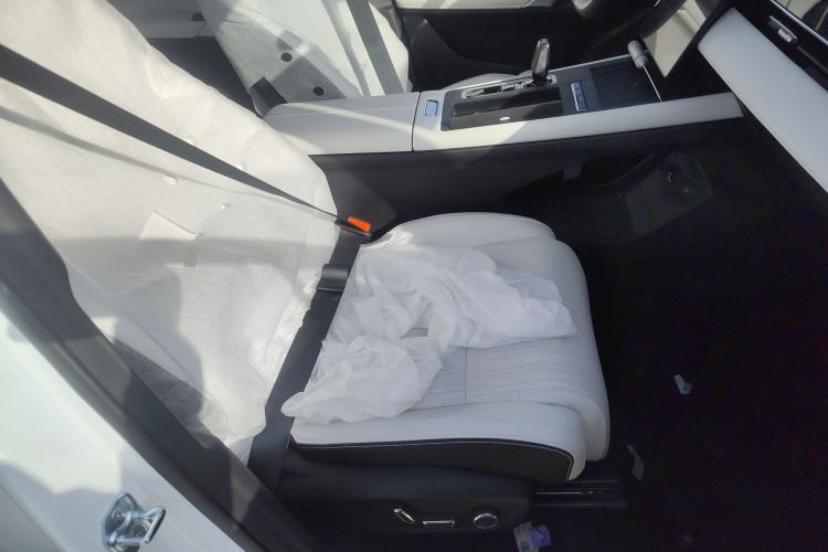 Used Geely Auto FX11 2024 2.0TD DCT Intelligent Driving Version