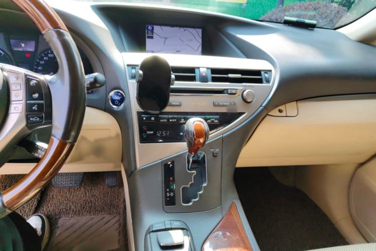 Used Lexus RX Classic 2012 450h
