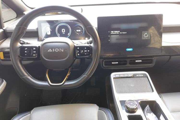 Used AION Y 2022 70 Intelligent Edition Lithium Iron Phosphate Center Console