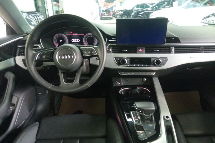 Used Audi A5 2023 Sportback 40 TFSI quattro Luxury Dynamic Edition Steering Wheel