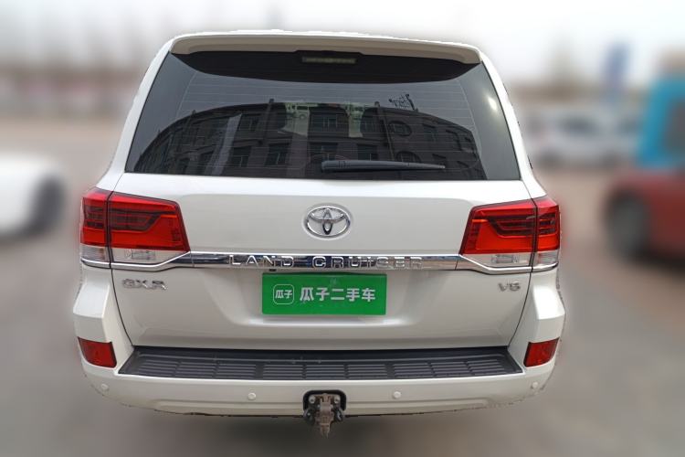 Used Toyota Land Cruiser 
