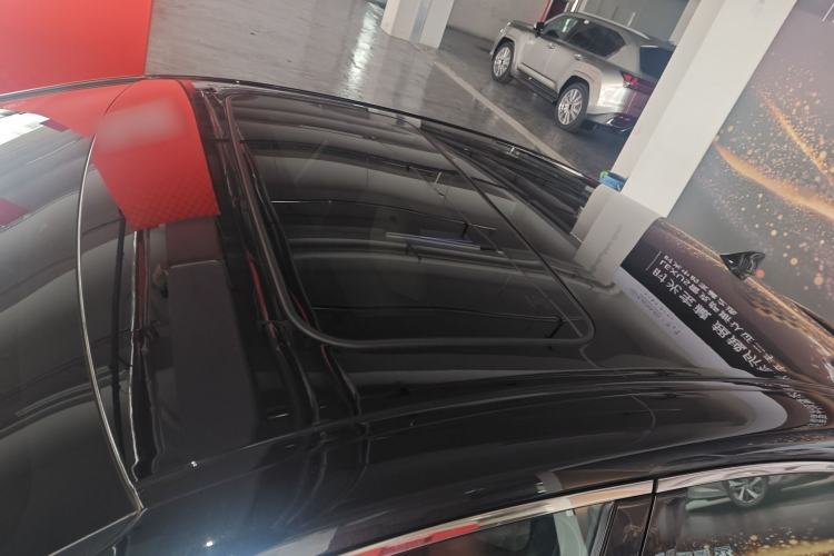 Used Lexus ES 2025 300h Deluxe Edition
