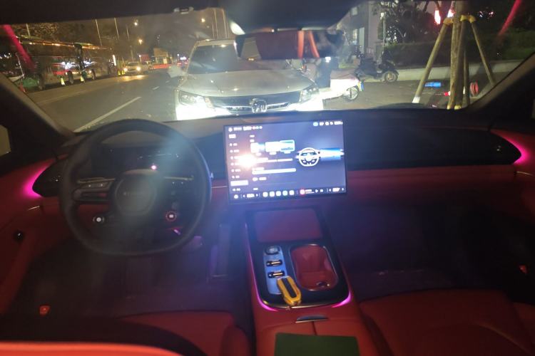 Used Xiaomi Auto SU7 2024 Rear-Drive Long-Range Intelligent Driving Version