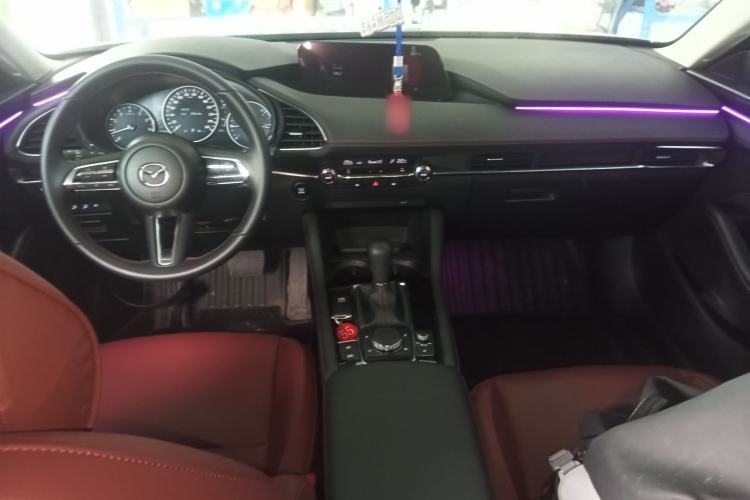 Used Mazda 3 Axela 2023 2.0L Automatic Zhiyao Edition Center Console