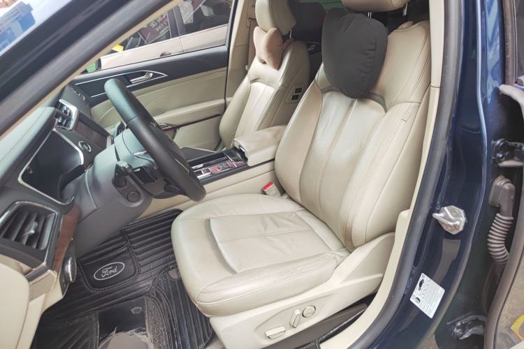 Used Ford Taurus 2015 EcoBoost 325 V6 Flagship Model Left Front Seat