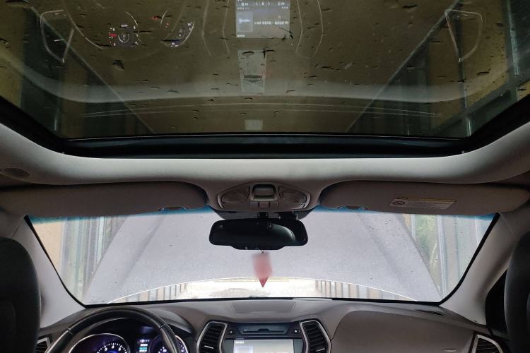 Used Hyundai Santa Fe Classic 2013 3.0L 4x4 Premium Edition 7-Seater Euro IV
