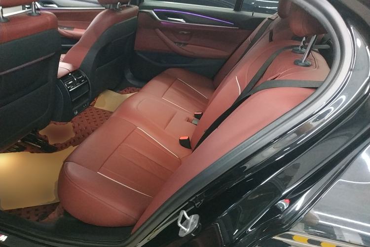 Used BMW 5 Series New Energy 2021 535Le M Sport Package Left Rear Seat