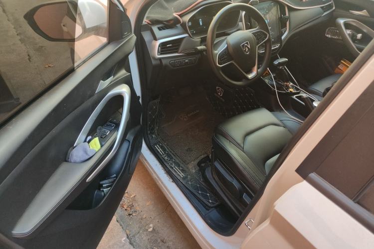 Used Baojun 530 2020 1.5T CVT Luxury Connected Version 6 Seats
