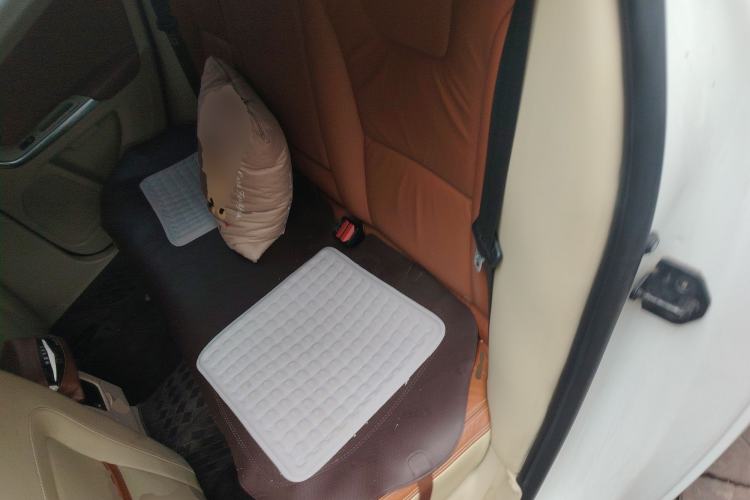 Used Volvo V60 2013 T5 Comfort Edition