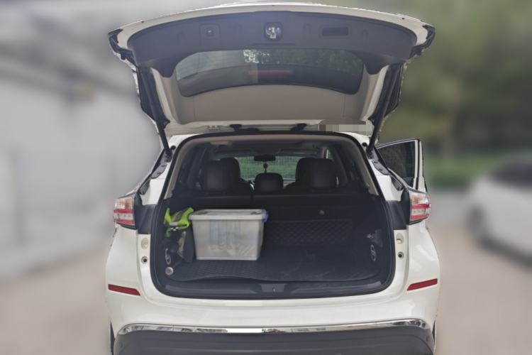 Used Nissan Murano 2019 2.5L XL Two-Wheel Drive Smart Connect Luxury Edition China VI Standard