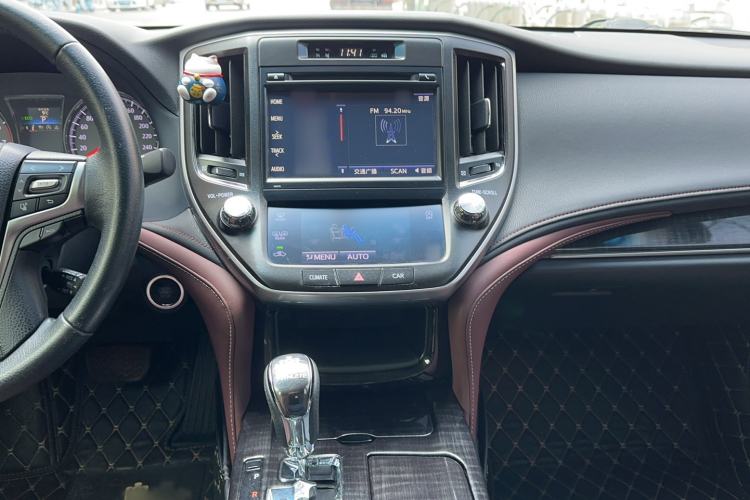 Used Toyota Crown 2017 2.0T Sport Edition
