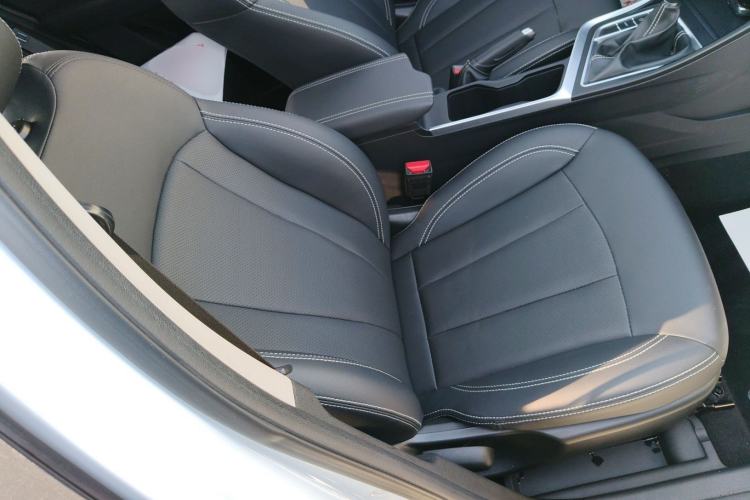 Used Geely Auto Vision X3 2019 Upgraded Model 1.5L CVT Prestige Version