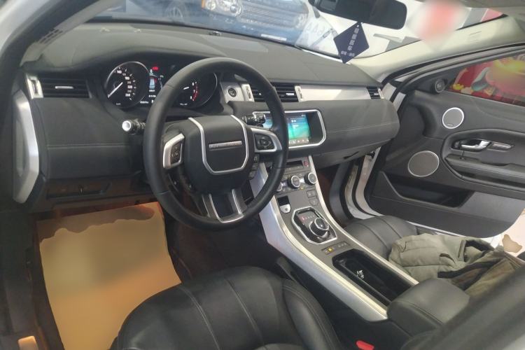 Used Land Rover Range Rover Evoque 2018 240 PS SE DYNAMIC Smart Edition
