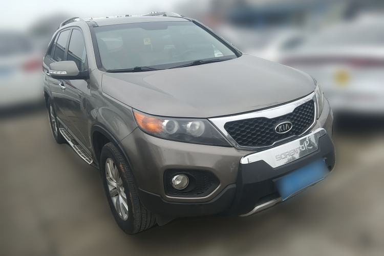 Used Kia Sorento 2010 2.2T Diesel Luxury Edition Front Right 45 Deg