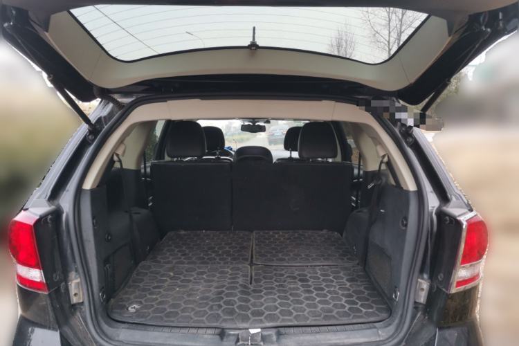 Used Dodge Journey 2013 2.4L Two-Wheel Drive Luxury Version