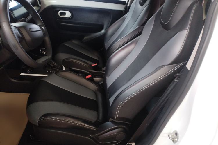 Used Roewe Clever 2022 311km QiQi BoBo Edition Left Front Seat