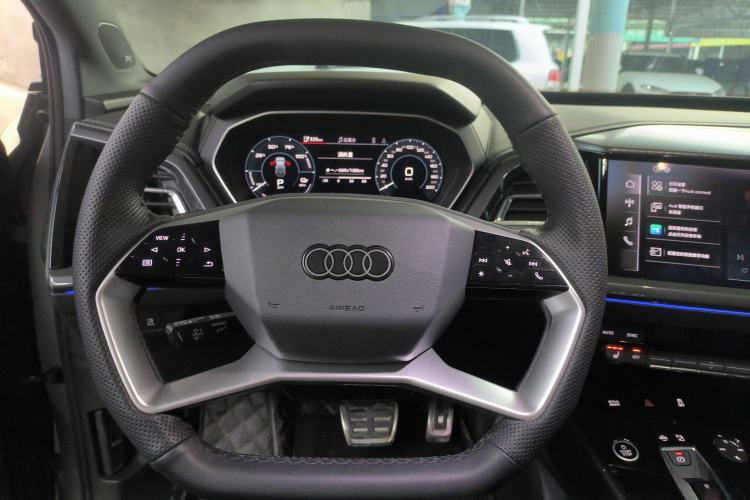 Used Audi Q4 e-tron 2023 50 e-tron quattro Creation Edition
