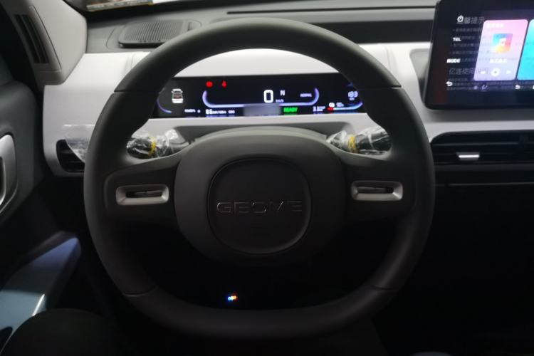 Used Geely Galaxy Panda 2024 Panda Mini 200km Endurance Bear