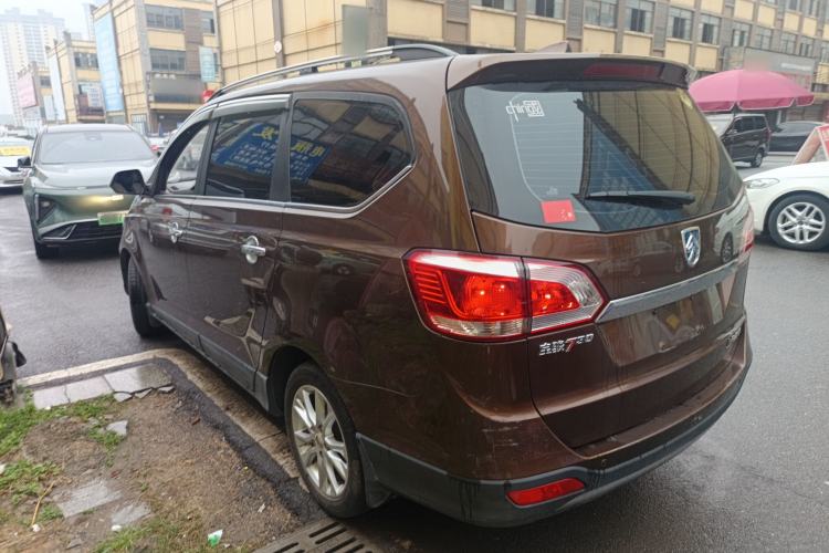 Used Baojun 730 2014 1.5L manual Comfort version 7 seats
