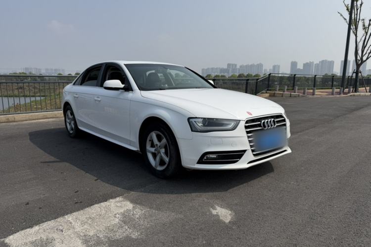 Used Audi A4L 2013 35 TFSI Automatic Standard Model
