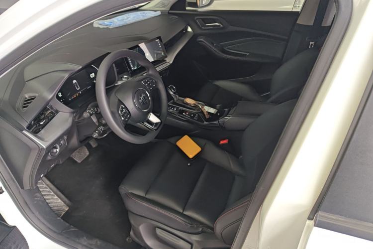 Used MG 5 2021 180 DVVT CVT Youth Luxury Edition
