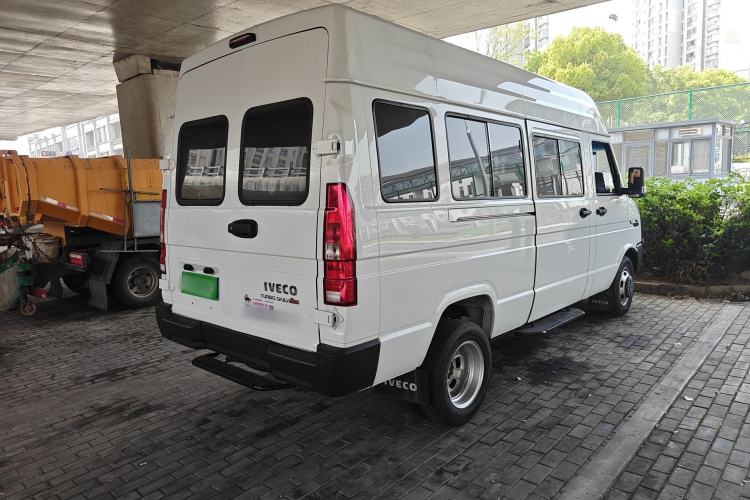 Used Iveco Daily  Rear Right 45 Deg