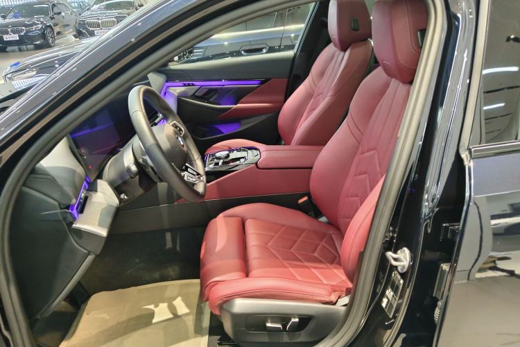 Used BMW 5 Series 2024 530i Leading Model M Sport Package