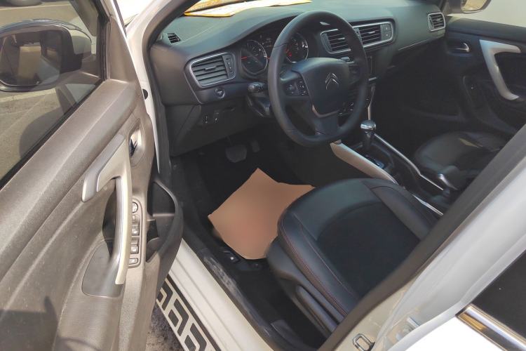 Used Citroen C3-XR 2015 1.6L Automatic Smart Version Driver Seat