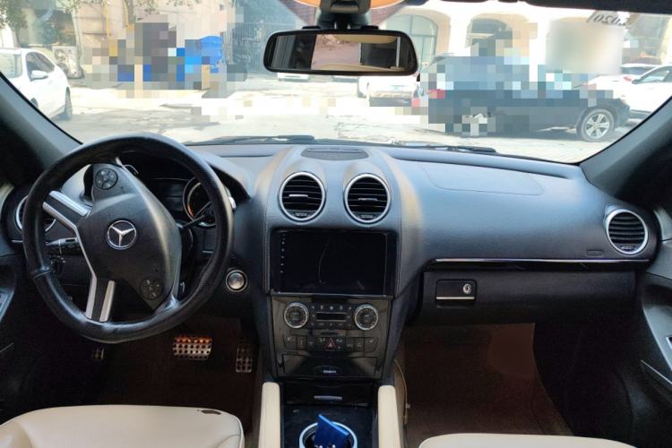 Used Mercedes-Benz M-Class 2010 ML 500 4MATIC Special Edition