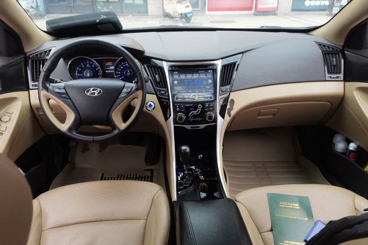Used Hyundai Sonata 2013 2.0L Automatic Luxury Edition
