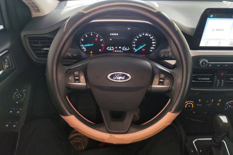 Used Ford Focus 2019 Sedan 1.5L Automatic FENGYUE Model China V Standard