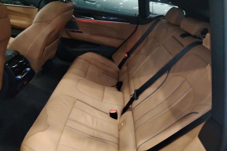 Used BMW 6 Series GT 2022 630i M Sport Package Left Rear Seat