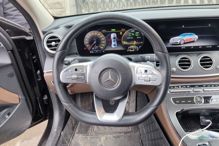 Used Mercedes-Benz E-Class 2020 Facelift E 260 L Sport Edition Steering Wheel