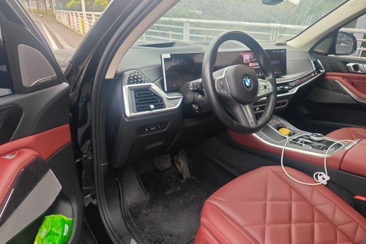 Used BMW X5 2023 xDrive 30Li Luxury M Sport Night Edition Package
