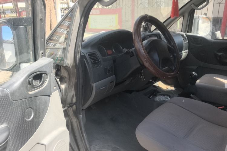 Used FORTHING Lingzhi 2014 M3 1.6L 7-seater Standard Model
