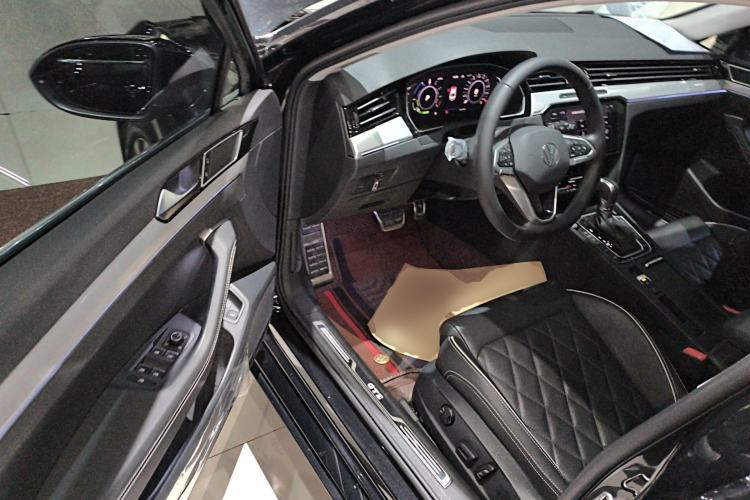 Used Volkswagen Magotan GTE Plug-in Hybrid 2022 GTE Luxury Model
