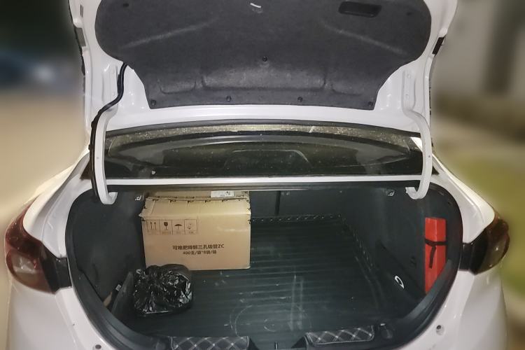 Used Mazda 3 Axela 2019 Cloud-Controlled Sedan 1.5L Automatic Luxury Model China VI Standard Trunk