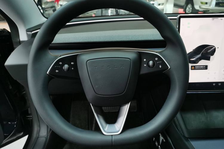 Used Tesla Model 3 2025 Rear-Wheel-Drive Version

