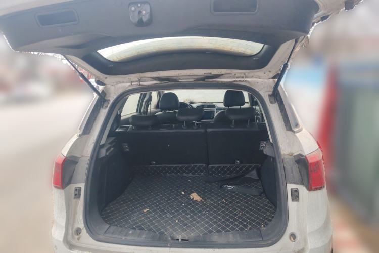 Used Haval H6 2015 Upgraded Model 1.5T Manual Two-Wheel Drive Prestige Version