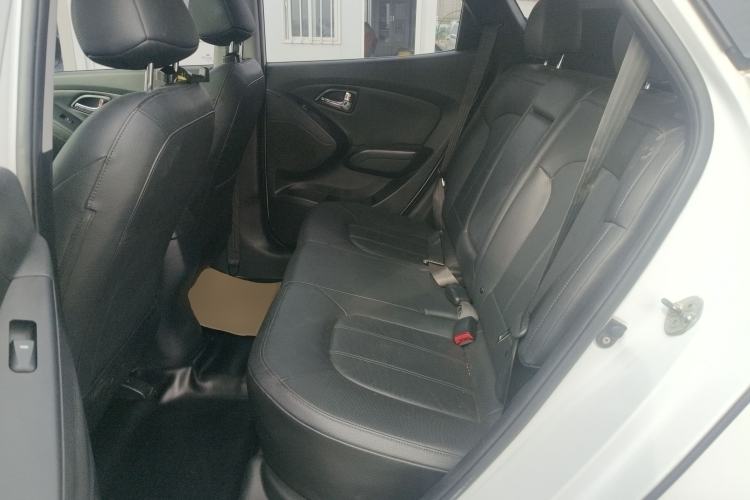 Used Hyundai ix35 2015 2.0L Automatic 2WD Smart Type China IV Left Rear Seat