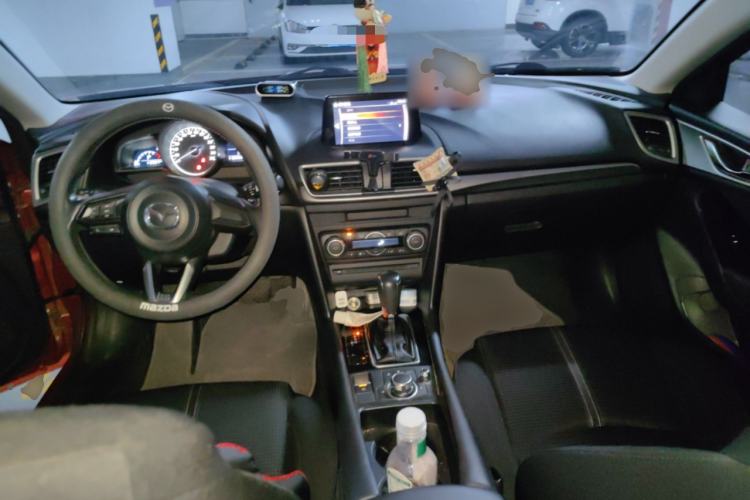 Used Mazda 3 Axela 2017 Hatchback 2.0L Automatic Luxury Model Emission Standard China V Center Console