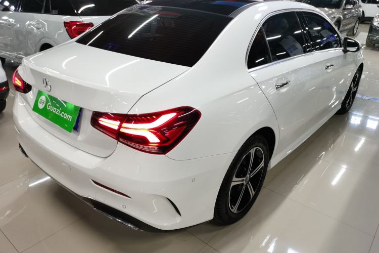 Used Mercedes-Benz A-Class 2022 Revised Version A 200 L Sport Sedan Fashionable Style
