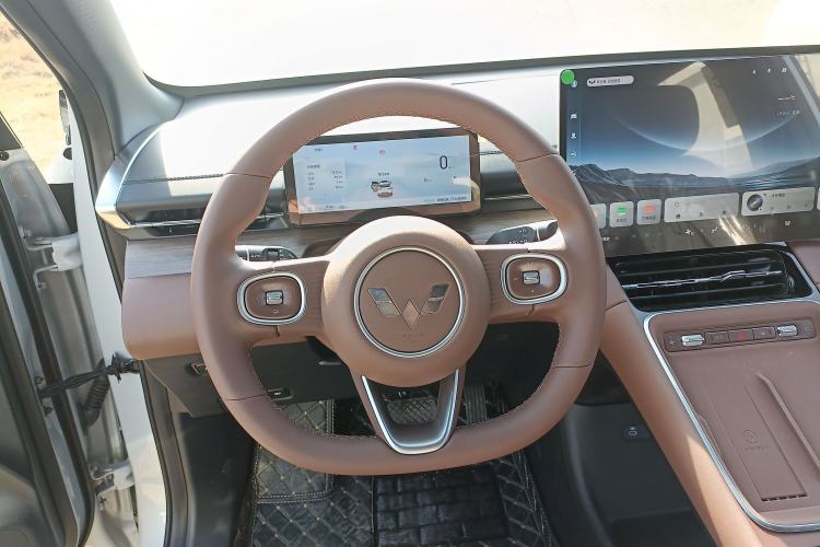 Used Wuling Xingguang S 2025 Model, 130km Leading Edition