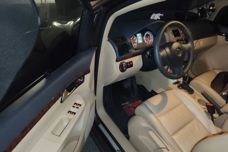 Used Volkswagen Touran 2013 1.4T DSG Comfort Edition 5-Seater
