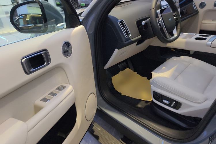 Used Li Auto L7 2025 Ultra Smart Refreshed Edition
