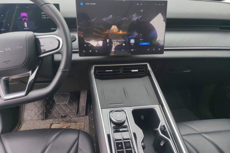 Used Chery Fengyun T9 2024 120 Long-Range Luxury Version 5 Seats Ternary Lithium Audio And AC Panel